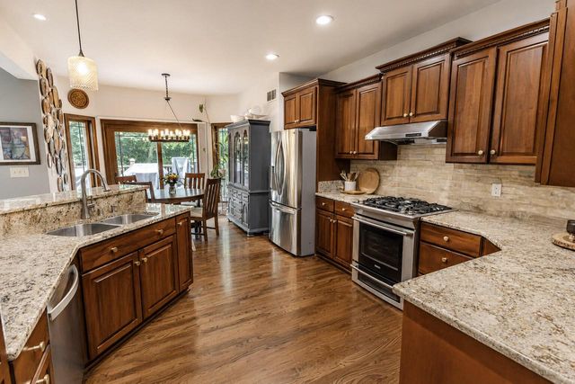 N49W15974 Caitlin COURT, Menomonee Falls, WI 53051