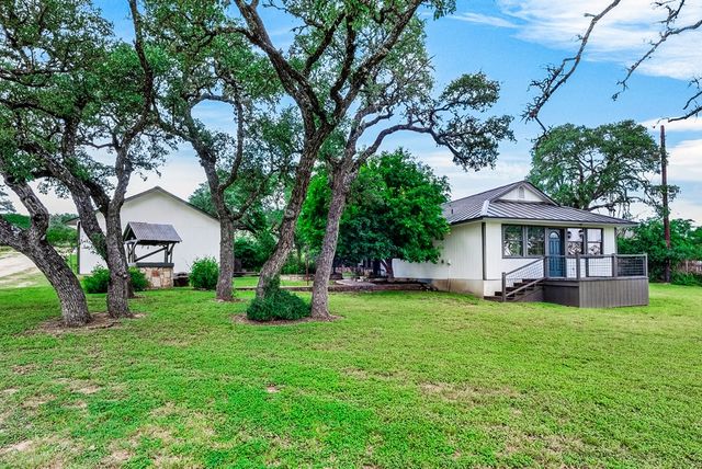 219 Indian Creek Rd, Ingram, TX 78025