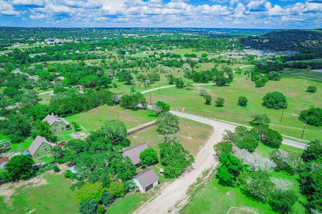 219 Indian Creek Rd, Ingram, TX 78025