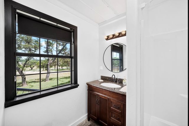219 Indian Creek Rd, Ingram, TX 78025