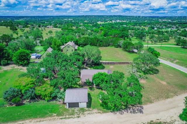 219 Indian Creek Rd, Ingram, TX 78025