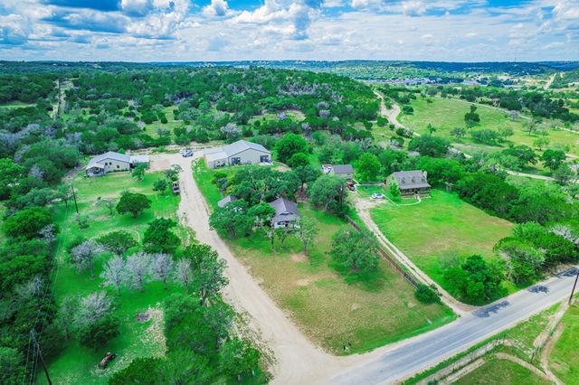 219 Indian Creek Rd, Ingram, TX 78025