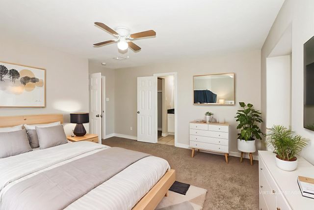 214 N Native Lane, Houston, TX 77022