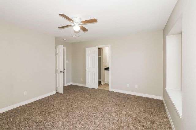 214 N Native Lane, Houston, TX 77022