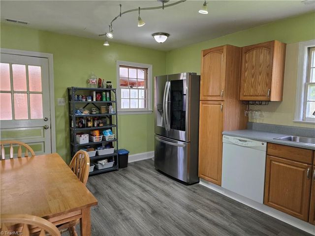 111 Rhyne Avenue, Winston-salem, NC 27127