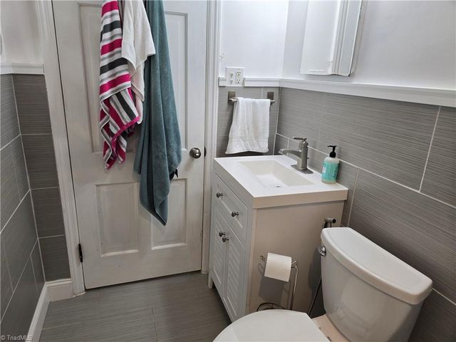 111 Rhyne Avenue, Winston-salem, NC 27127