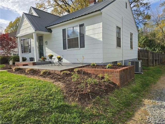 111 Rhyne Avenue, Winston-salem, NC 27127