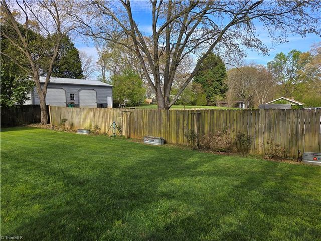 111 Rhyne Avenue, Winston-salem, NC 27127