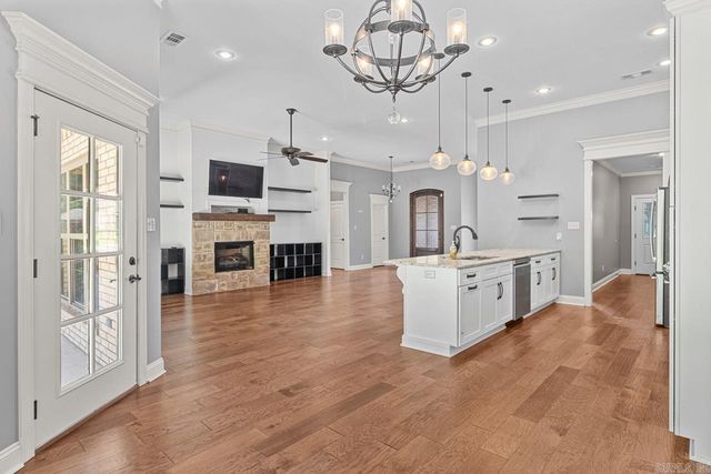 3205 Mallard Pointe Ln, Jonesboro, AR 72404