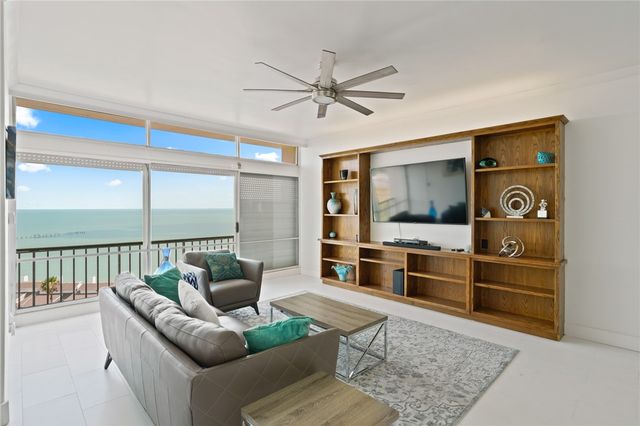 4600 Ocean Dr 1008, Corpus Christi, TX 78412