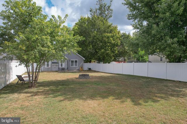 38 GAYTON LN, Inwood, WV 25428