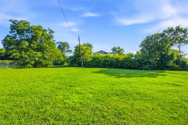 2801 Medill Street, Dallas, TX 75215