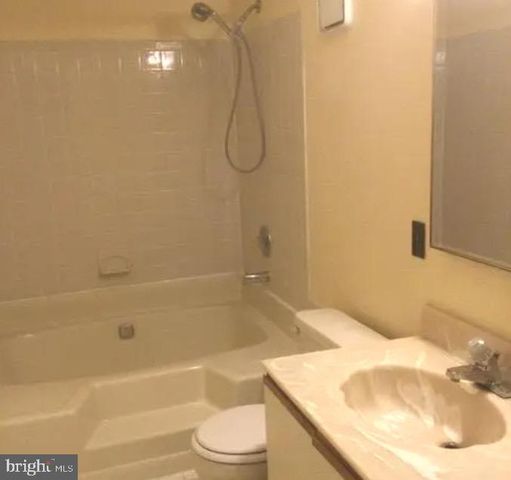 316 PARK PLACE DR, Cherry Hill, NJ 08002