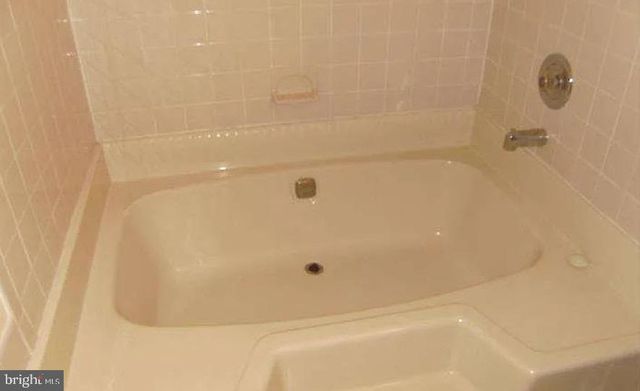 316 PARK PLACE DR, Cherry Hill, NJ 08002