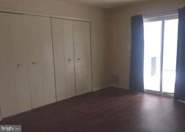 316 PARK PLACE DR, Cherry Hill, NJ 08002