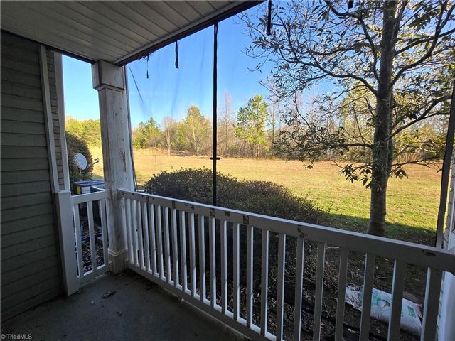 923 Windcastle Lane 105, Winston-salem, NC 27105