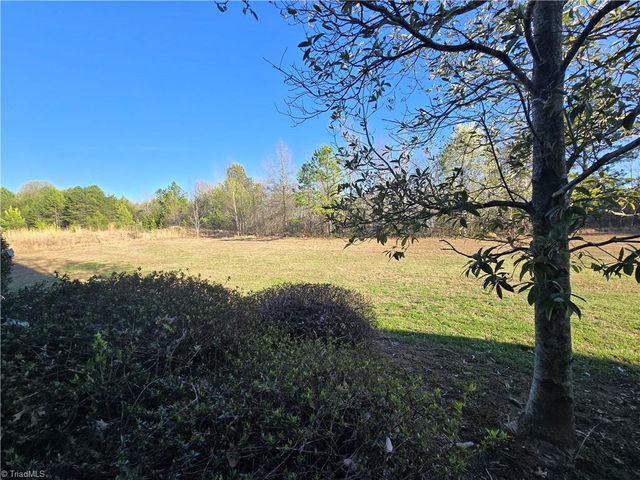 923 Windcastle Lane 105, Winston-salem, NC 27105