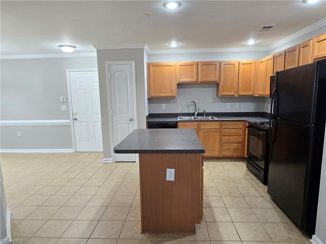 923 Windcastle Lane 105, Winston-salem, NC 27105