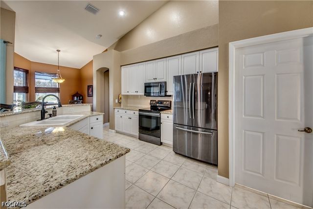 14008 Shimmering Lake CT, Fort Myers, FL 33907