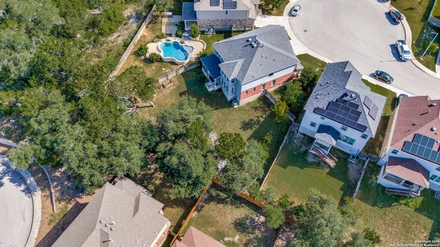 11330 Hill Top Bnd, Helotes, TX 78023