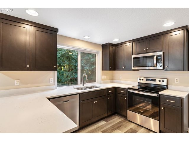 1417 Nw 146TH St, Vancouver, WA 98685