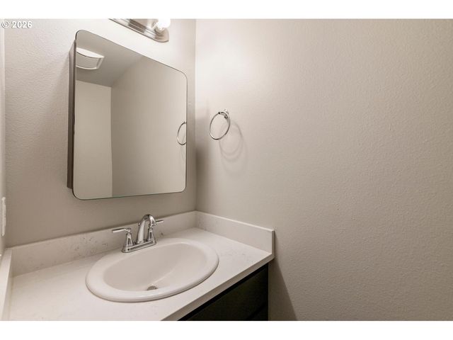 1417 Nw 146TH St, Vancouver, WA 98685