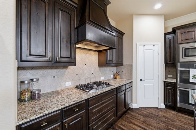 8517 Revenue Way, North Richland Hills, TX 76182