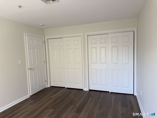 75 Washington Avenue 7-305, Hamden, CT 06518