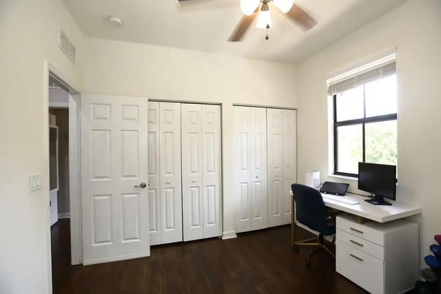 807 E Village Circle, Davie, FL 33325