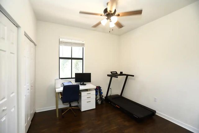 807 E Village Circle, Davie, FL 33325