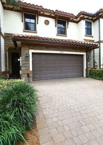 807 E Village Circle, Davie, FL 33325
