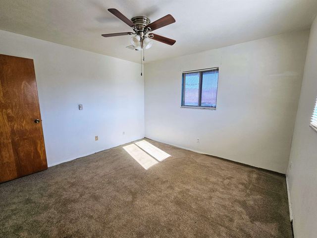 19377 Huntington Rd, Gallipolis Ferry, WV 25515