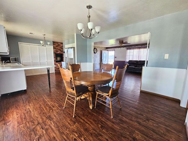 19377 Huntington Rd, Gallipolis Ferry, WV 25515