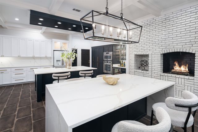 5919 Club Hill Place, Dallas, TX 75248