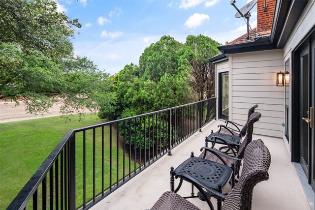 5919 Club Hill Place, Dallas, TX 75248