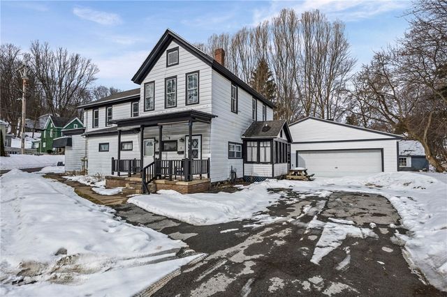 1 Sisson Street, Lyons, NY 14489