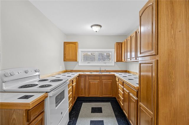 1 Sisson Street, Lyons, NY 14489