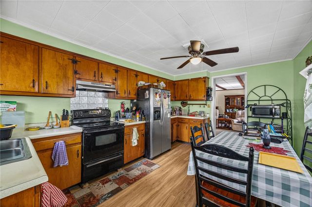 1 Sisson Street, Lyons, NY 14489