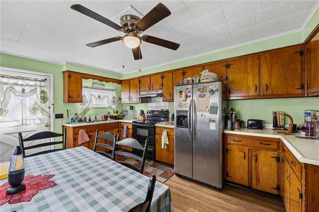 1 Sisson Street, Lyons, NY 14489