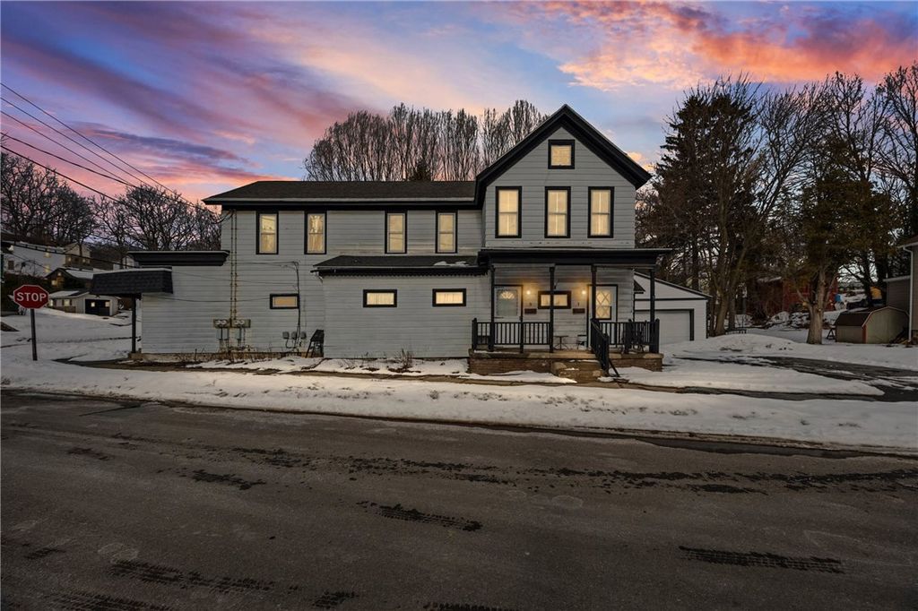 1 Sisson Street, Lyons, NY 14489