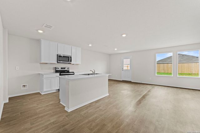 1018 Bold Run, Seguin, TX 78155