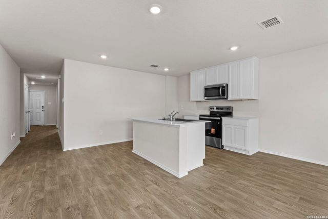 1018 Bold Run, Seguin, TX 78155