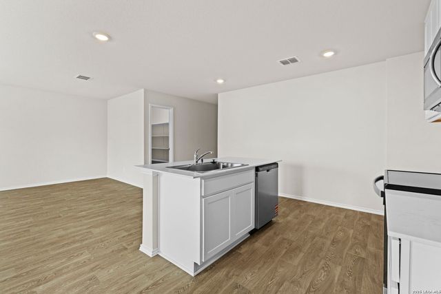 1018 Bold Run, Seguin, TX 78155