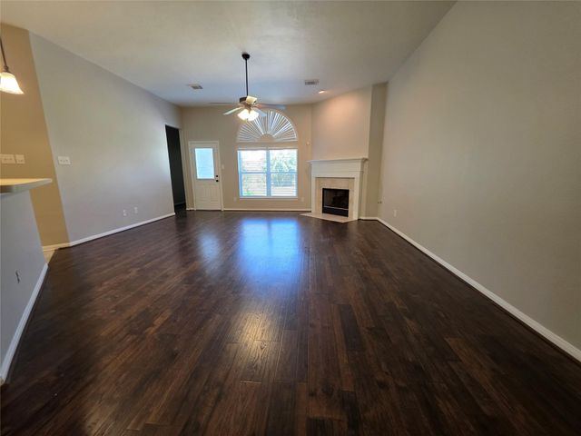 536 Mannington, League City, TX 77573