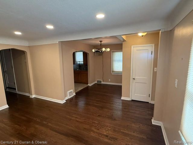 22510 Cherry Hill Street, Dearborn, MI 48124