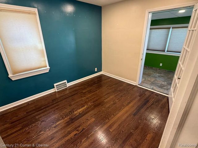 22510 Cherry Hill Street, Dearborn, MI 48124