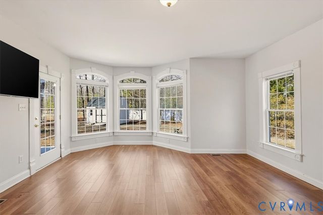 13006 Hensley Rd, Midlothian, VA 23112