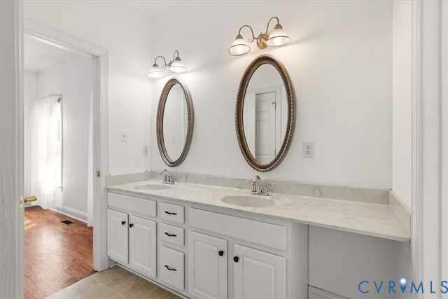 13006 Hensley Rd, Midlothian, VA 23112