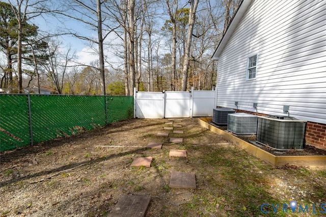 13006 Hensley Rd, Midlothian, VA 23112