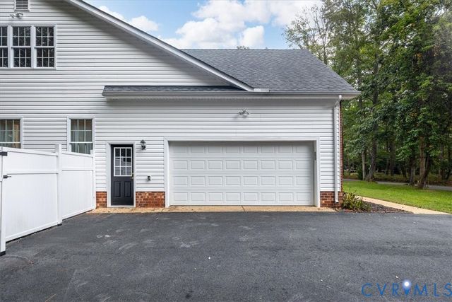 13006 Hensley Rd, Midlothian, VA 23112